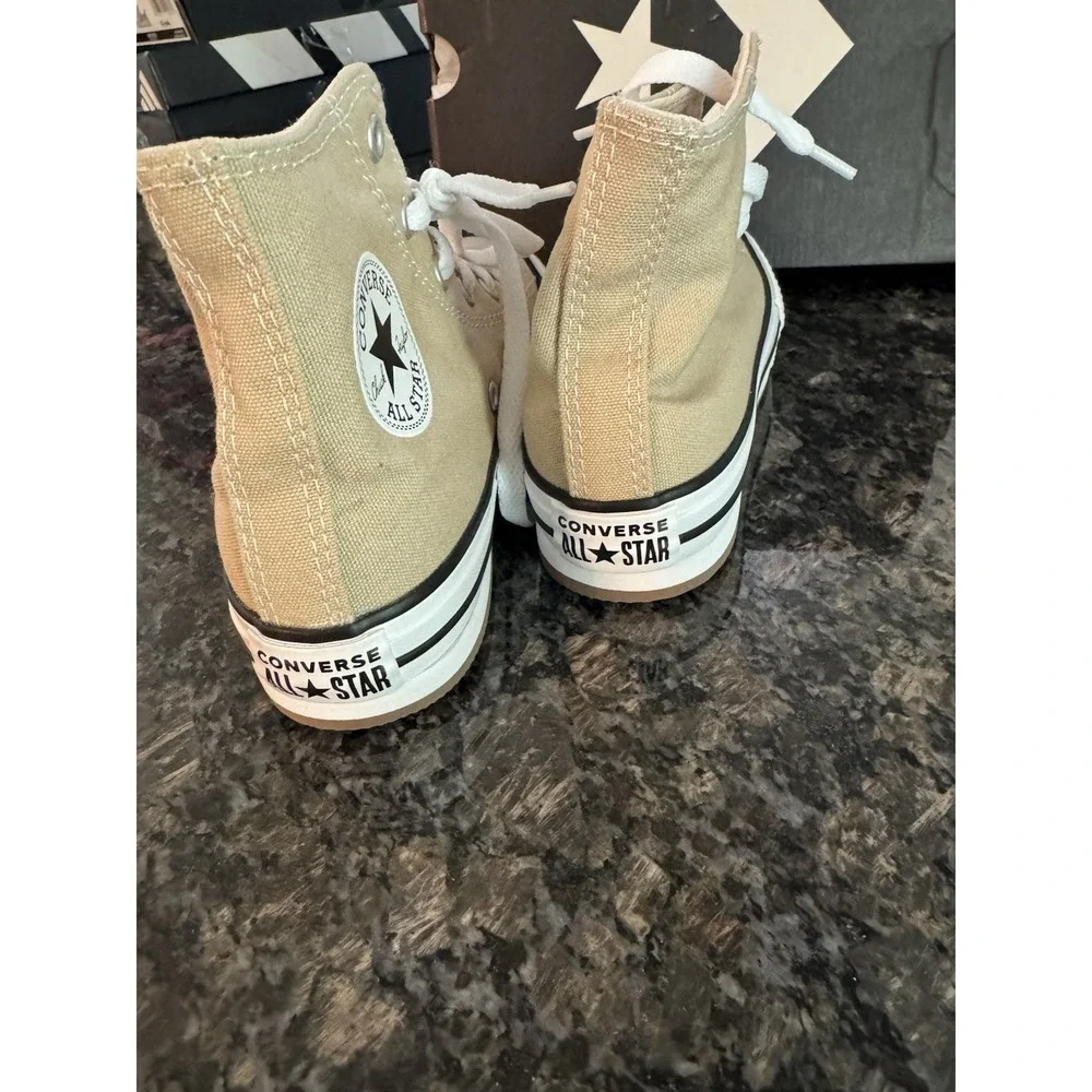 Converse Kids Chuck Taylor All Star Lift‎ Beige Platform Shoes Sneakers Sz 1